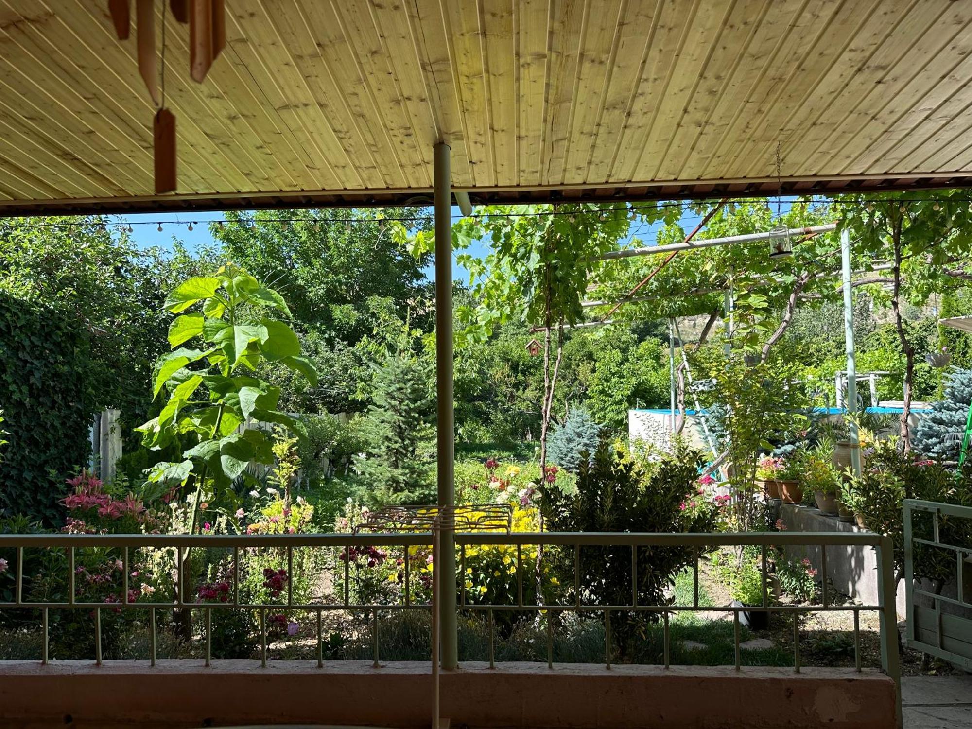Ashot & Gohar B&B Ch'iva ภายนอก รูปภาพ